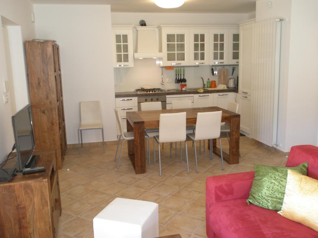 Apartments Athos Rabac Habitación foto