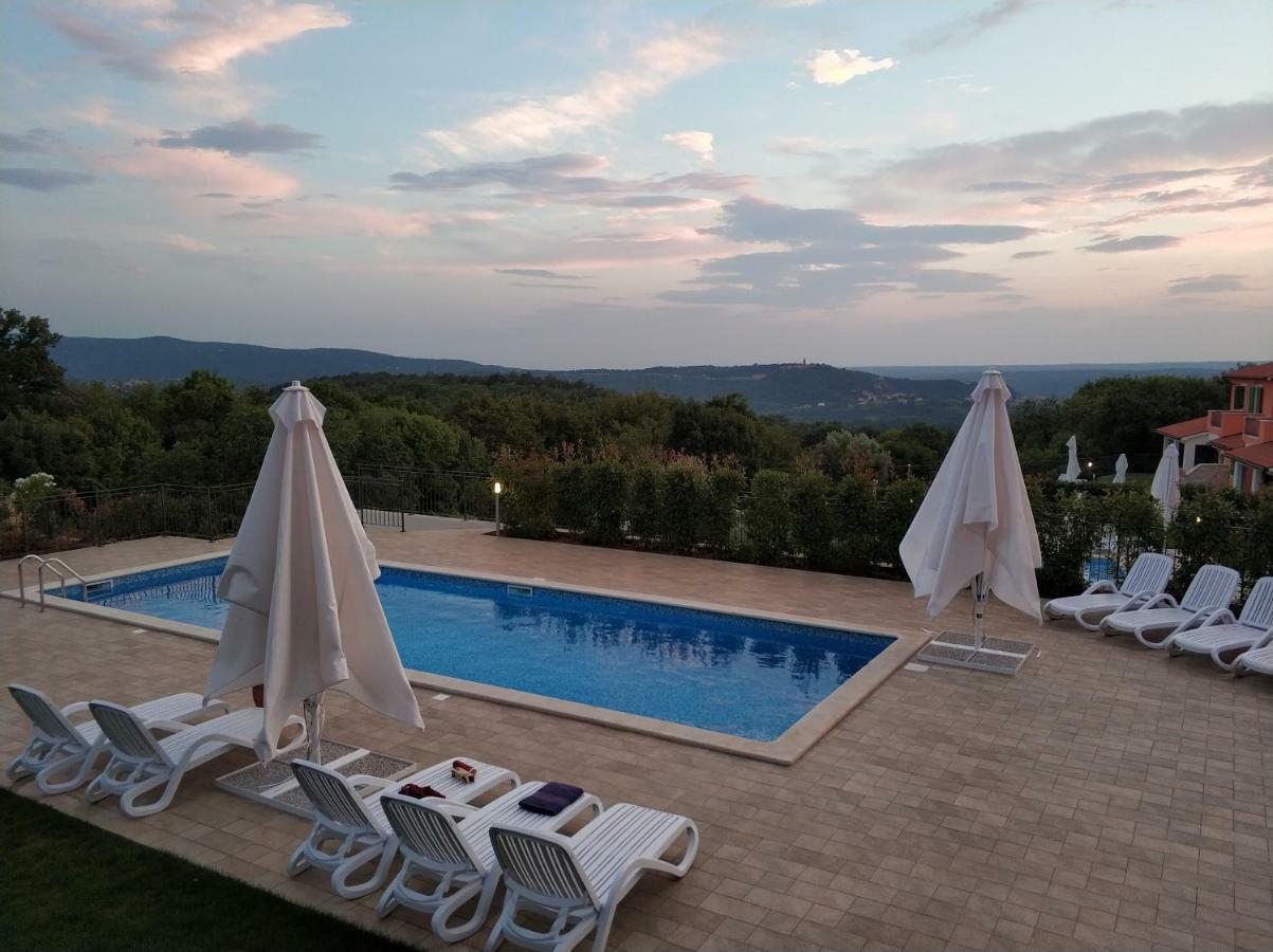 Apartments Athos Rabac Exterior foto